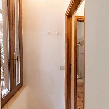 Apartament Bilocale Piccolo Corso - F&l *