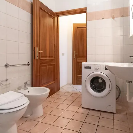 Bilocale Piccolo Corso - F&l *