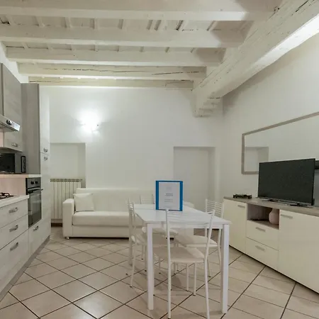 Bilocale Piccolo Corso - F&l Apartament *