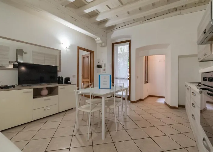 Bilocale Piccolo Corso - F&l * Brescia