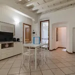 Bilocale Piccolo Corso - F&l * Brescia